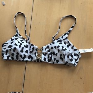 Unworn NWT aerie bikini top